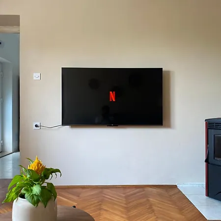 Luna Garden Apartment *