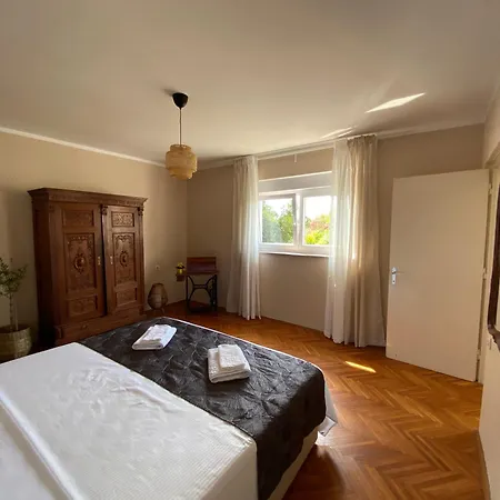 Luna Garden Apartment *